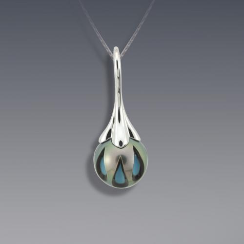 Classic Galatea Pearl Pendant